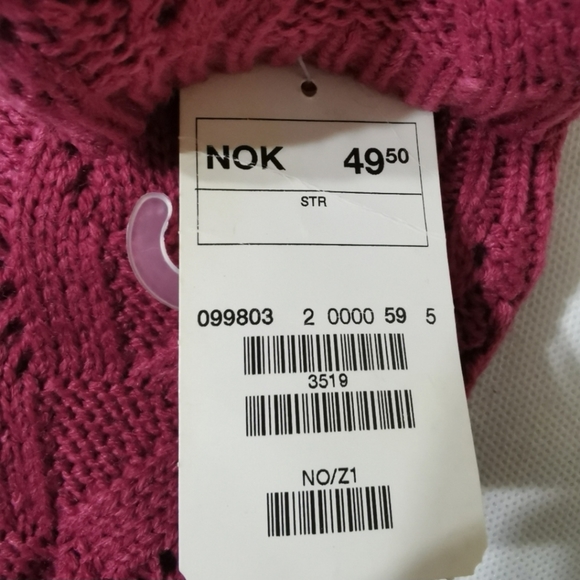 NWT! H&M Knitted Mittens - Picture 4 of 6